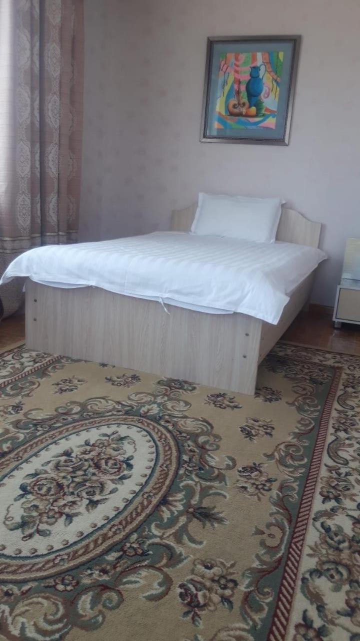 Bulbul Jamak Travel Hostel ウルギー エクステリア 写真
