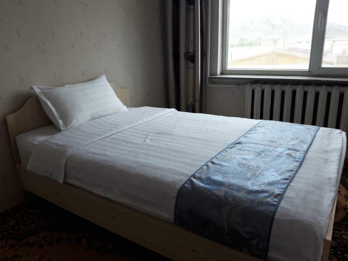 Bulbul Jamak Travel Hostel ウルギー エクステリア 写真